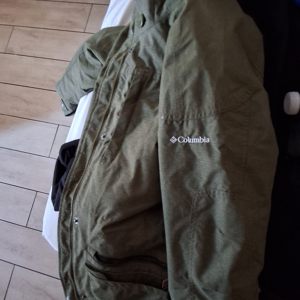 Colombia interchange omni heat size small ski coat olive green